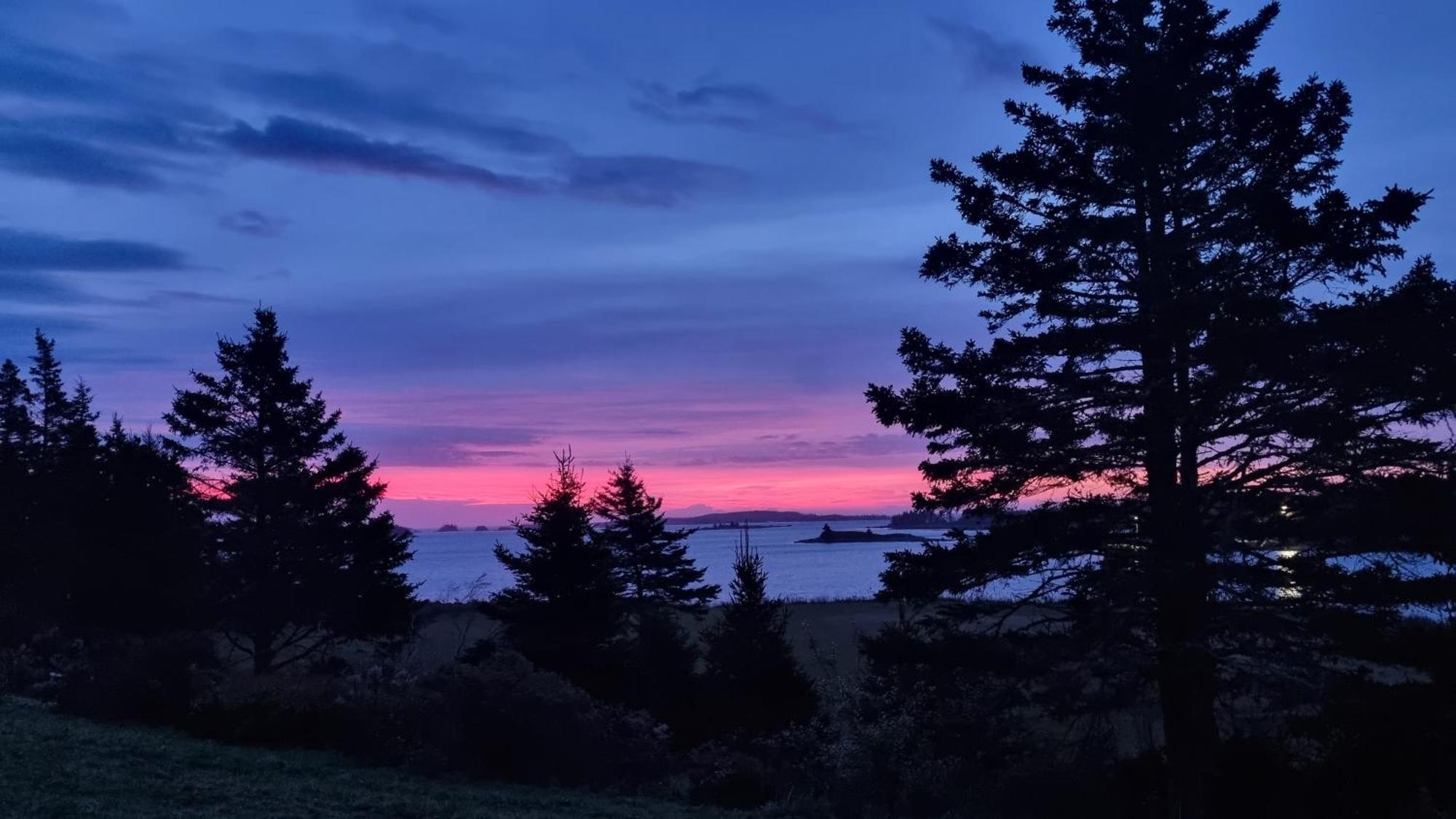 Oceanfront Apartments Port Dufferin Екстериор снимка