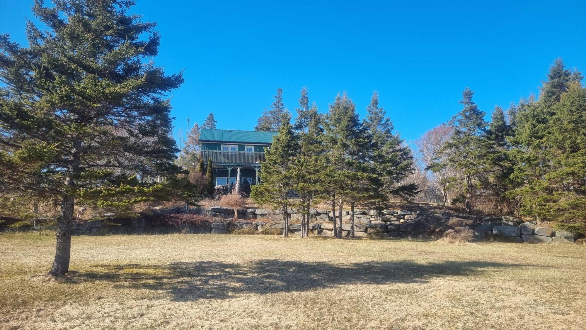 Oceanfront Apartments Port Dufferin Екстериор снимка