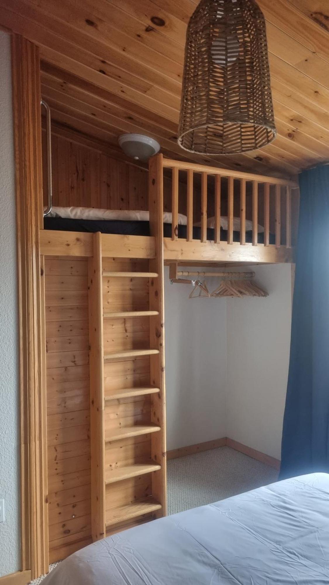 Oceanfront Apartments Port Dufferin Екстериор снимка
