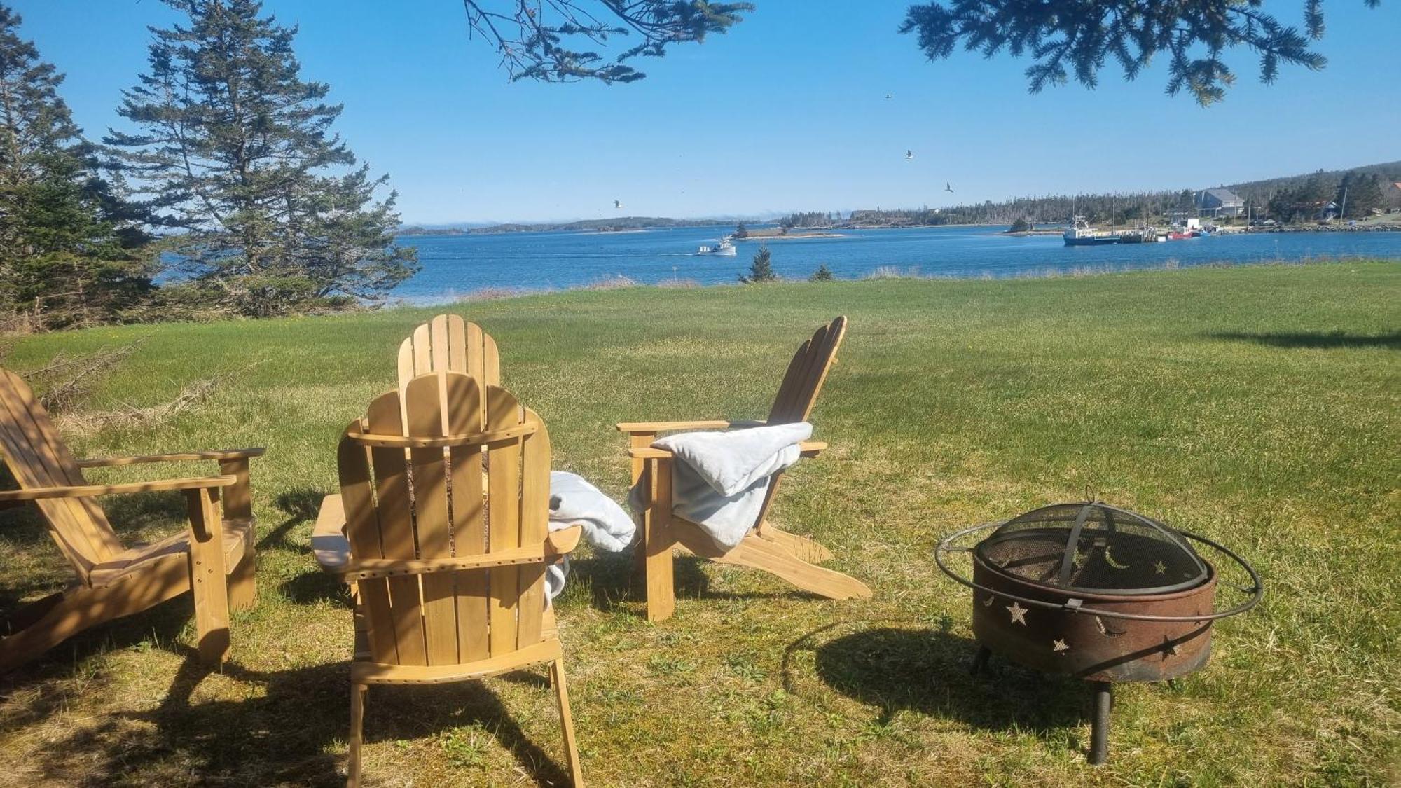 Oceanfront Apartments Port Dufferin Екстериор снимка